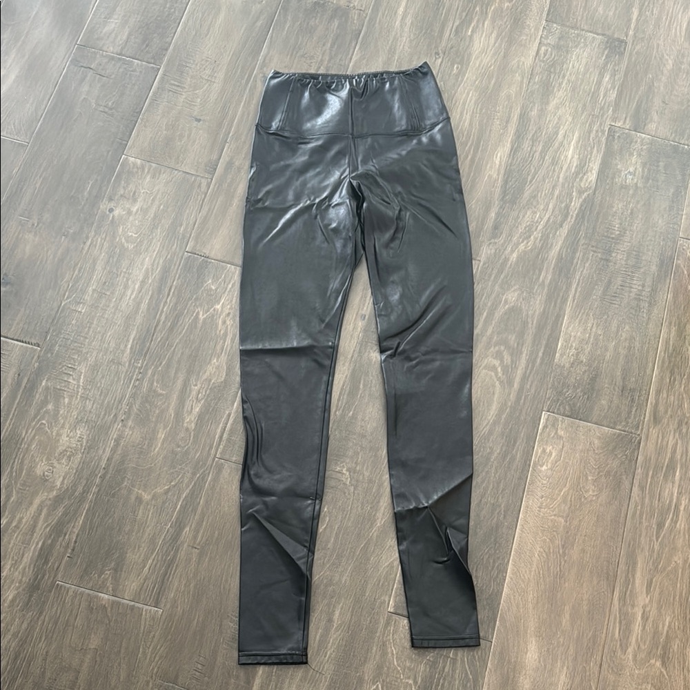 Wilfred Leather leggings
